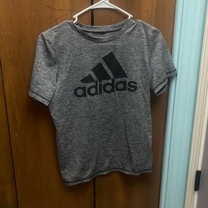 Boys medium t-shirt
